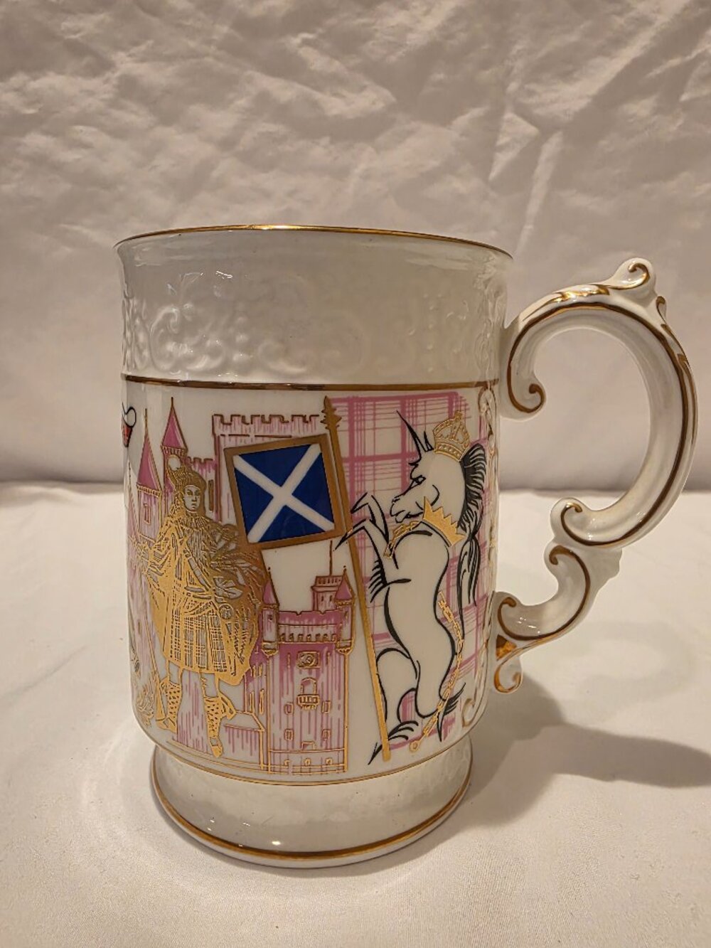 COALPORT ENGLAND VINTAGE THE SCOTTISH SCENE BONE CHINA MUG GOLD GILT TRIM